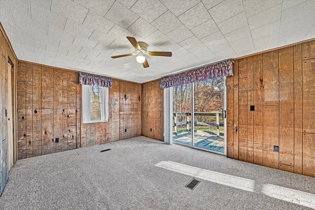 a view of an empty room with window