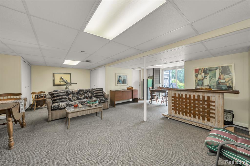 29958 Barwell Road Farmington Hills, MI 48334 - Photo 38 of 48