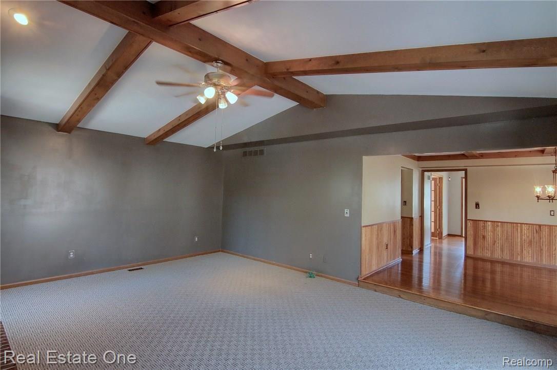 3168 Baypoint Drive Rochester, MI 48309 - Photo 9 of 27 Family_Room_3rd_View.jpg