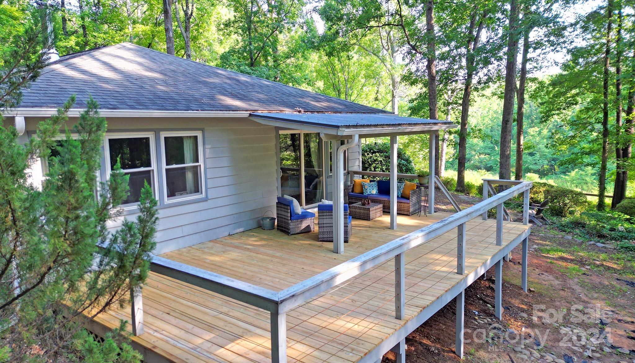 376 Page Farm Road Tryon, NC 28782 - Photo 29 of 34 a view of a couches on the roof deck