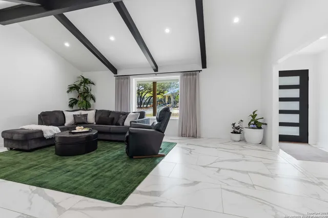 $2,950 | 107 Oak Crest, Canyon Lake, TX 78133