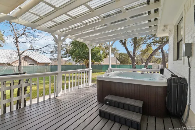 $2,950 | 107 Oak Crest, Canyon Lake, TX 78133