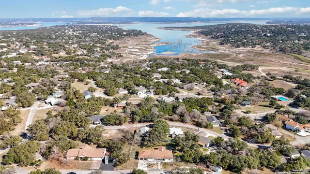 $2,950 | 107 Oak Crest, Canyon Lake, TX 78133