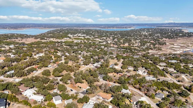$2,950 | 107 Oak Crest, Canyon Lake, TX 78133