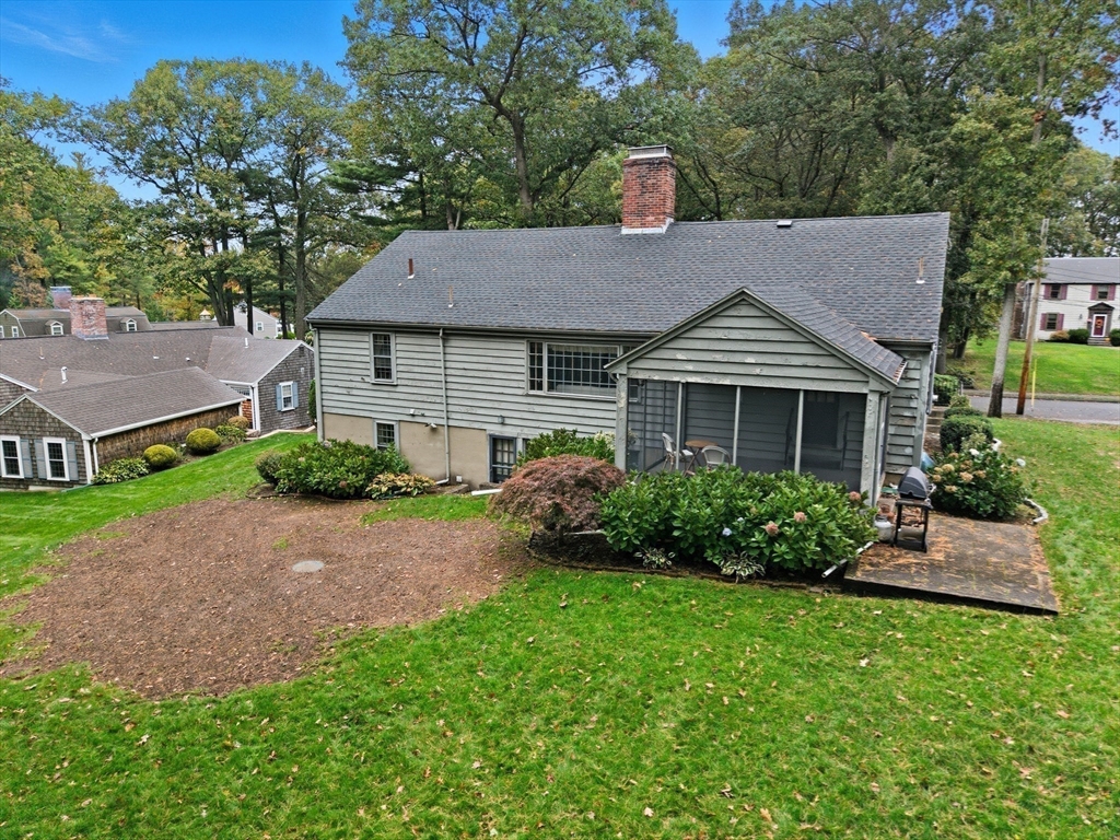 9 Fernway Lynnfield, MA 01940 - Photo 33 of 38