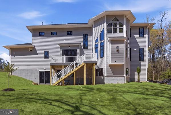 11701 Duckettown Road Bowie, MD 20720 - Photo 2 of 27 a front view of a house with garden