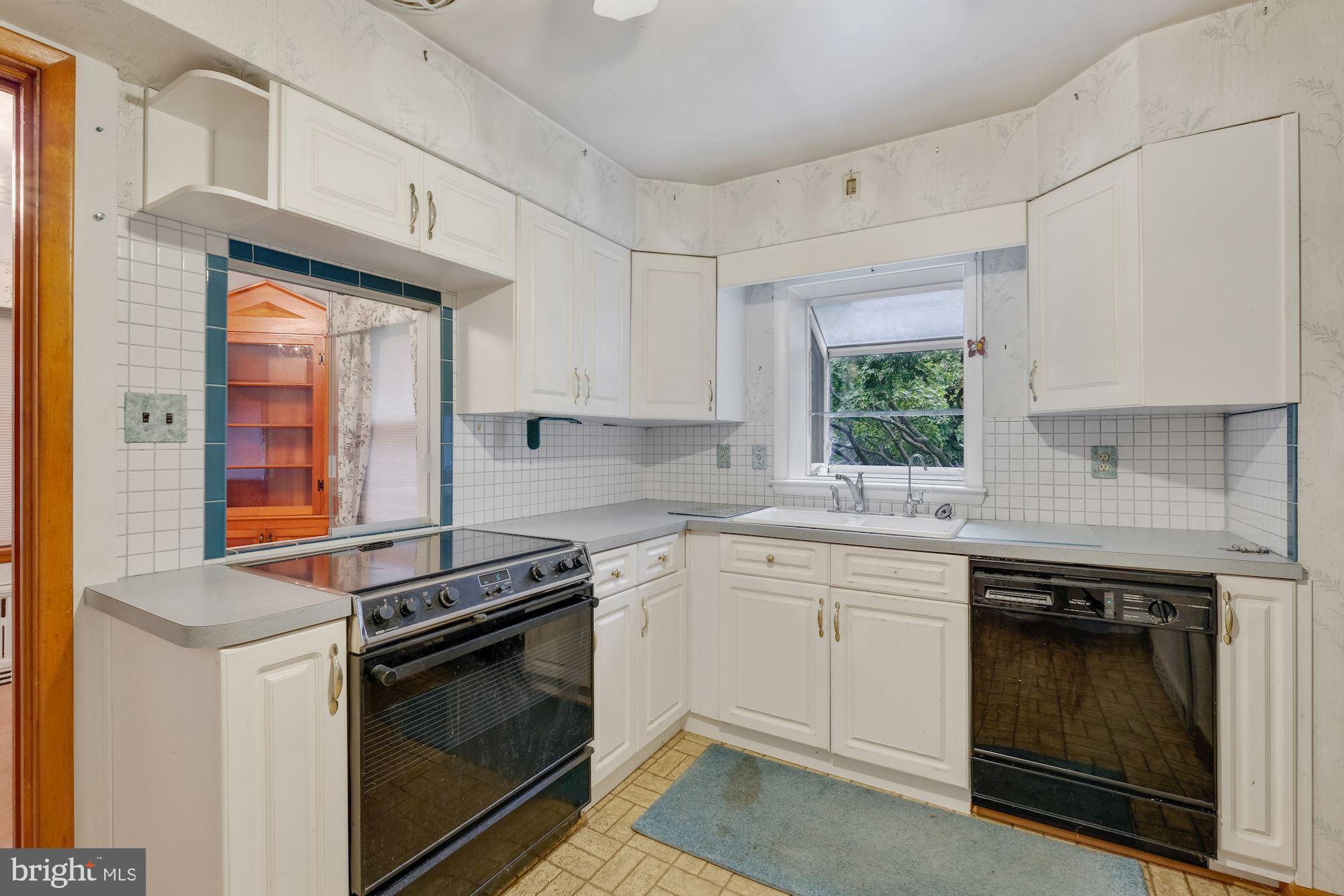 5656 Ridge Road Mount Airy, MD 21771 - Photo 3 of 27 Gallery Image 3