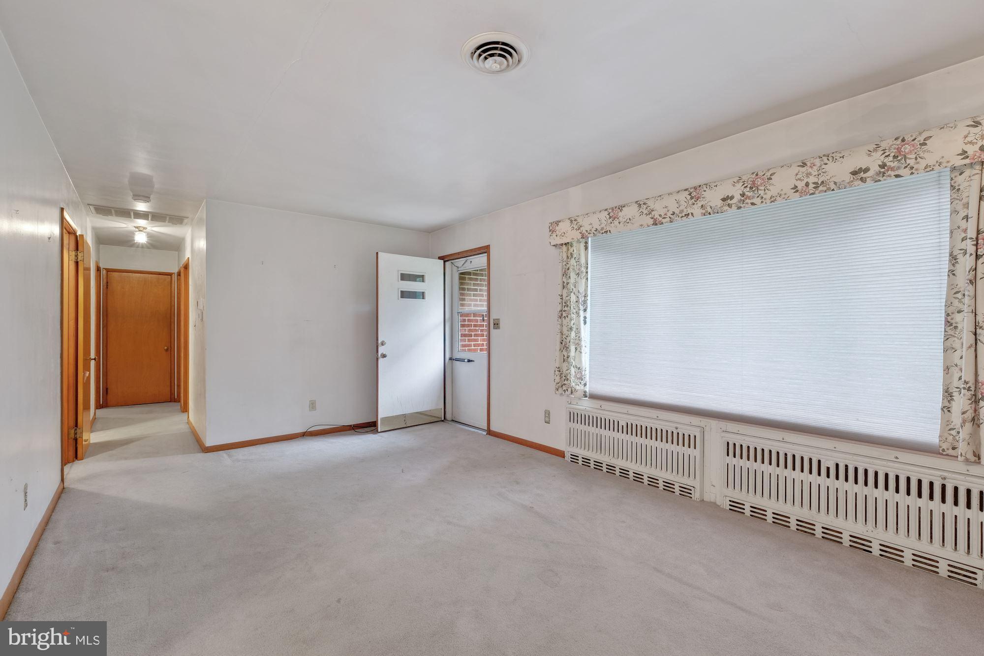 5656 Ridge Road Mount Airy, MD 21771 - Photo 6 of 27 Gallery Image 6