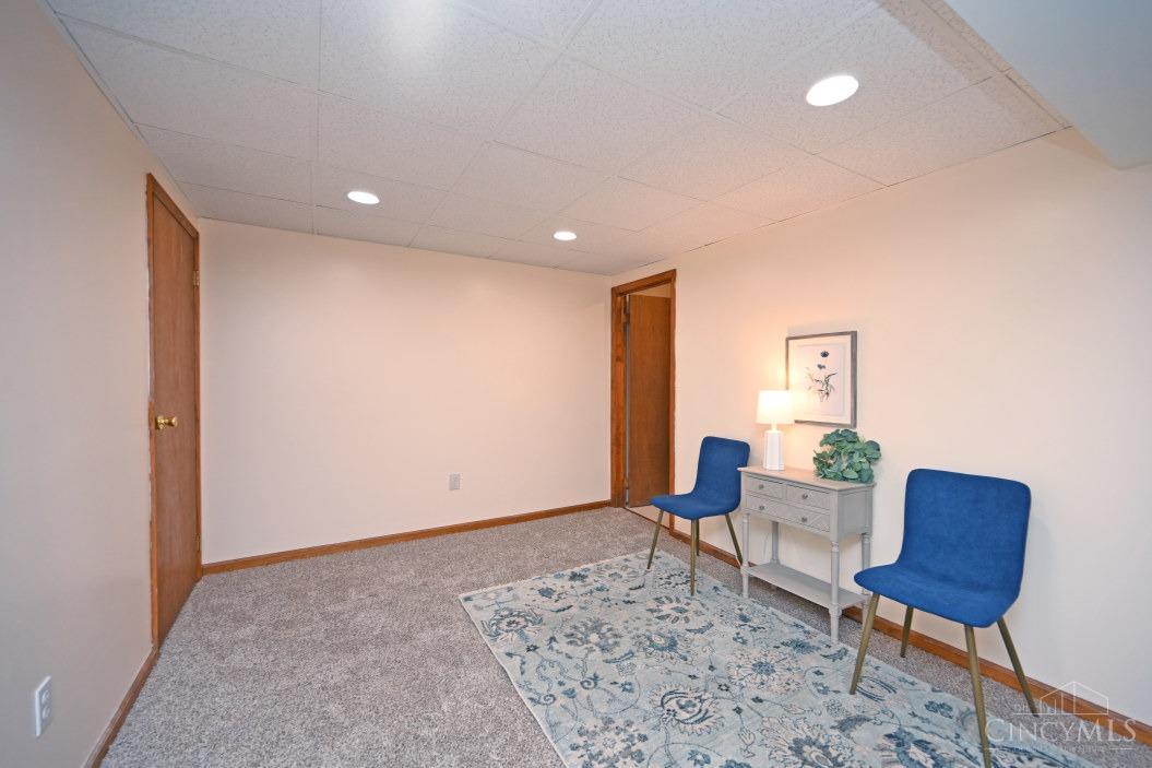 6712 Hearne Road Cincinnati, OH 45248 - Photo 33 of 51