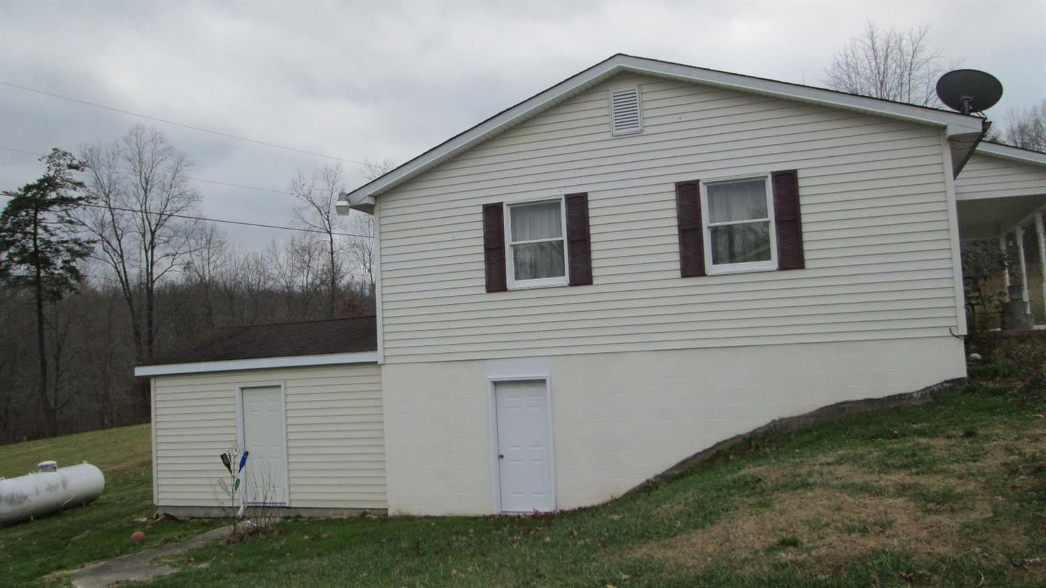917 Hester Ridge Road Wallingford, KY 41093 - Photo 9 of 12 Photo 9
