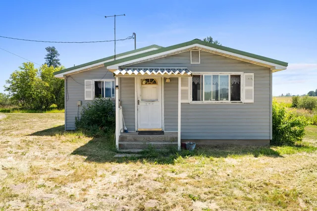 $425,000 | 4616 Highway 395, Clayton, WA 99110