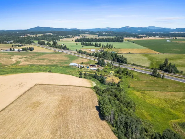 $425,000 | 4616 Highway 395, Clayton, WA 99110