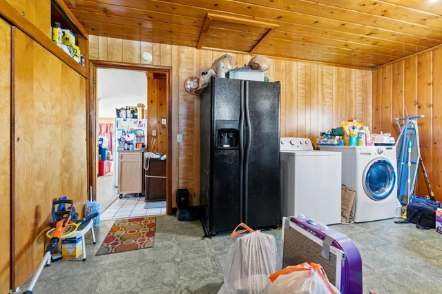 $425,000 | 4616 Highway 395, Clayton, WA 99110