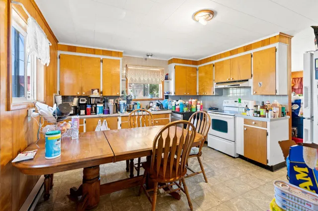 $425,000 | 4616 Highway 395, Clayton, WA 99110