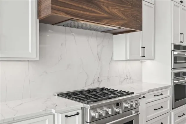 $1,424,737 | 3344 West 133rd Terrace, Leawood, KS 66224