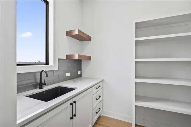 $1,424,737 | 3344 West 133rd Terrace, Leawood, KS 66224