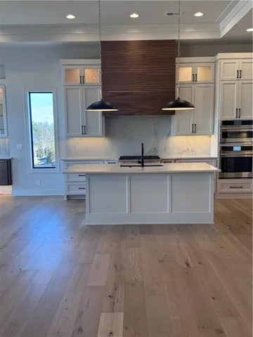 $1,424,737 | 3344 West 133rd Terrace, Leawood, KS 66224