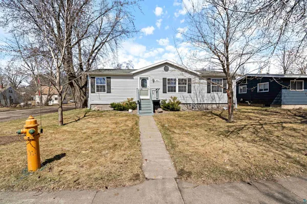 $249,700 | 401 Agate Street, Cloquet, MN 55720