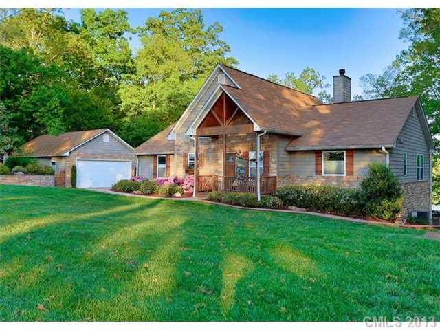 7631 Buckland Road Charlotte, NC 28278 - Photo 1 of 16 Gallery Image 1