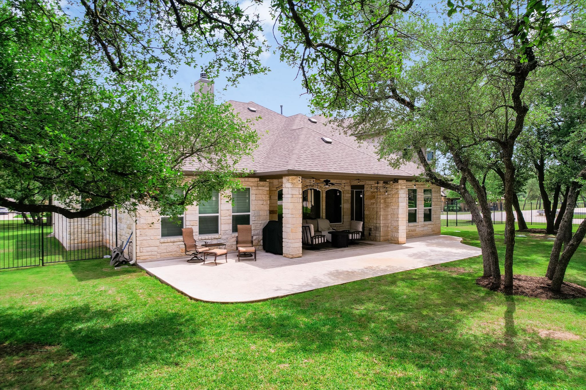 2561 Ridley House Cove Leander, TX 78641 - Photo 27 of 36