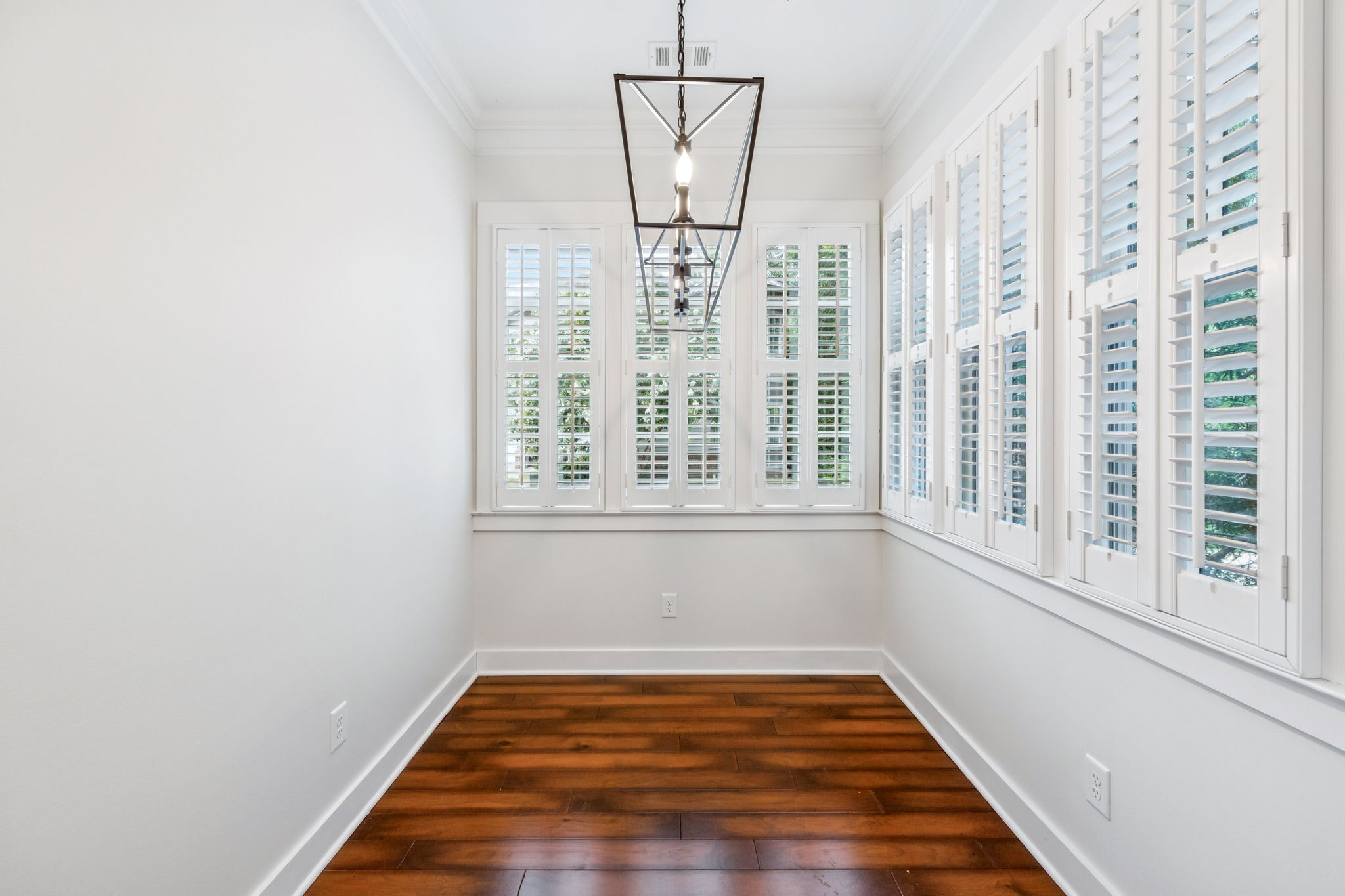 100 Cottage Lane Franklin, TN 37064 - Photo 20 of 64 a view of a room with wooden floor and windows