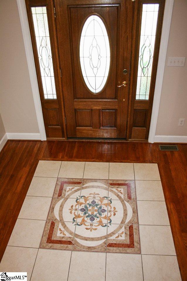410 Apple Valley Road Duncan, SC 29334 - Photo 3 of 27