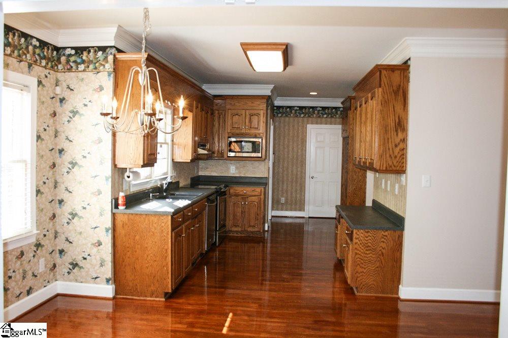 410 Apple Valley Road Duncan, SC 29334 - Photo 8 of 27