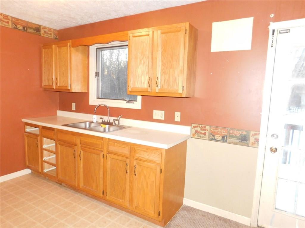 6216 West Becks Grove Road Columbus, IN 47201 - Photo 9 of 24