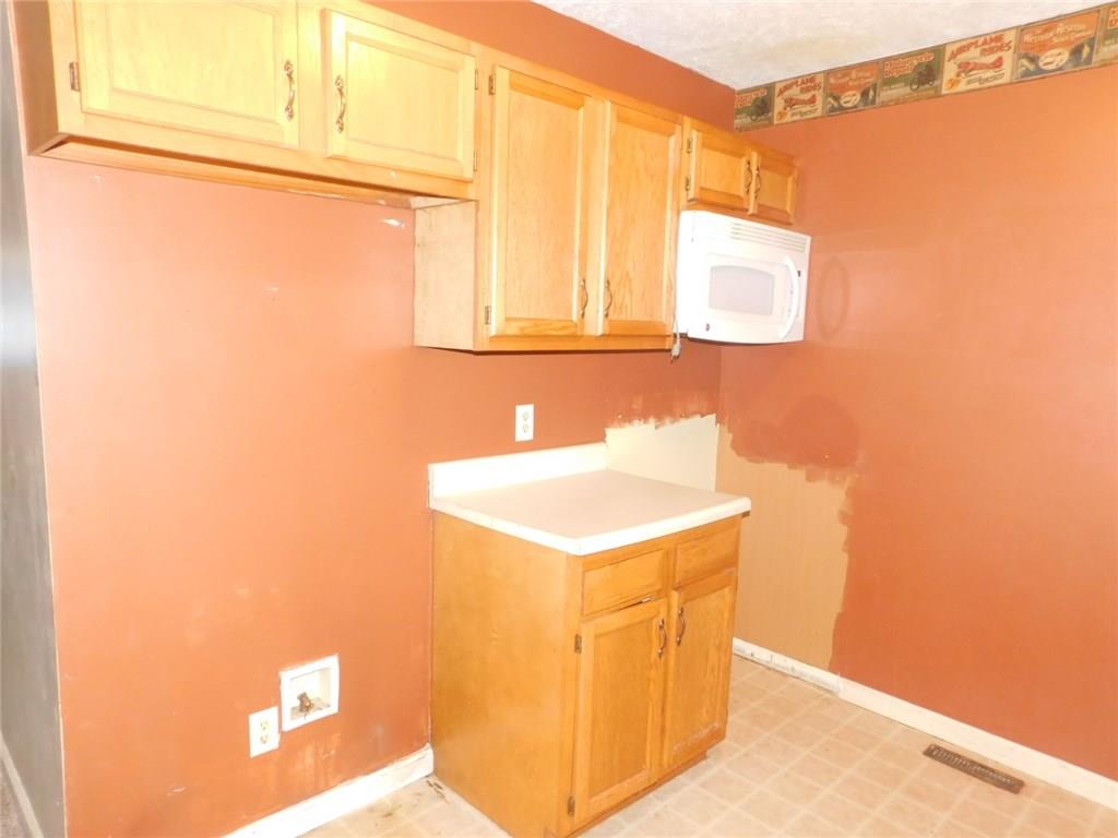 6216 West Becks Grove Road Columbus, IN 47201 - Photo 10 of 24