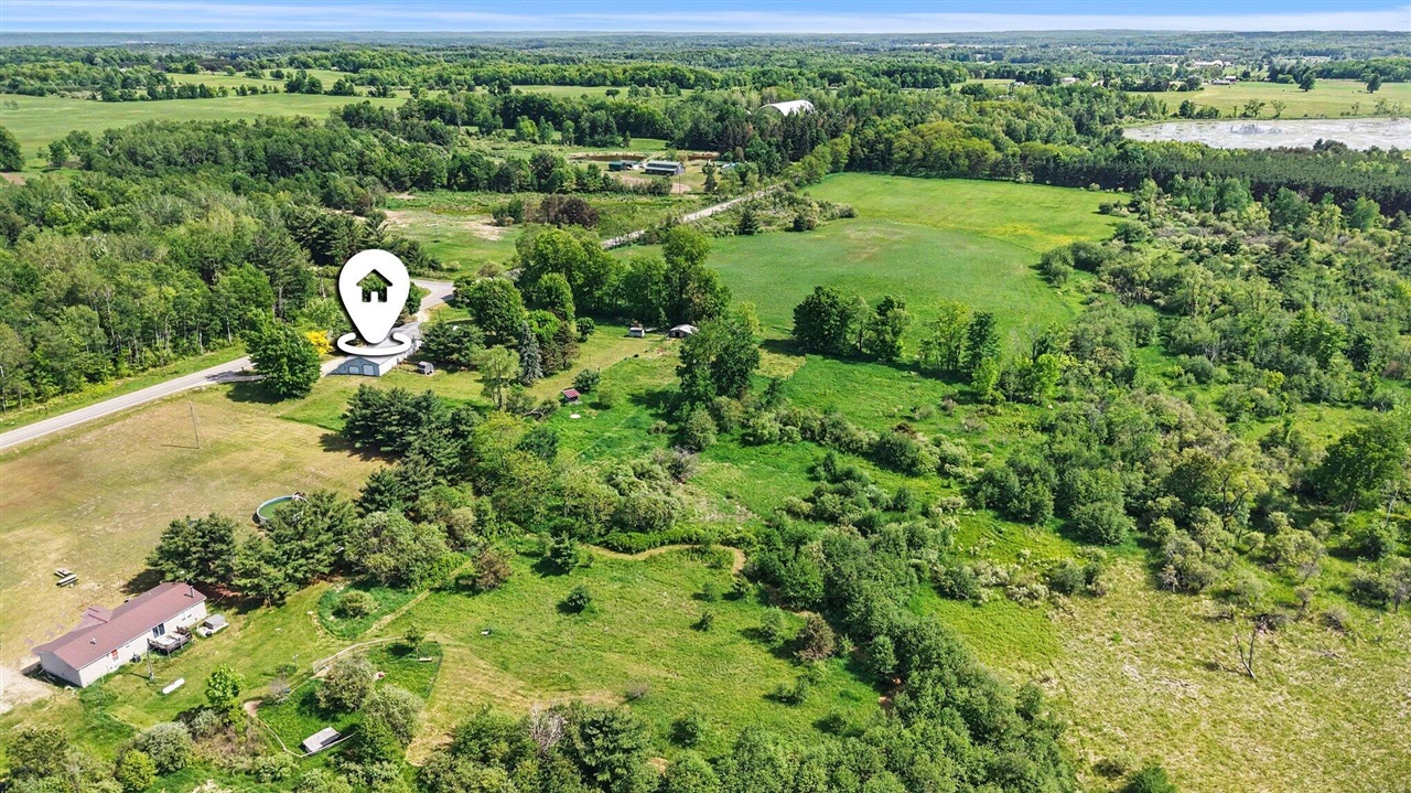 10967 South Hawkins Road Reed City, MI 49677 - Photo 18 of 26