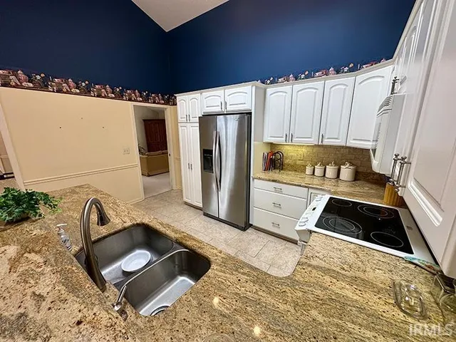 $425,000 | 51311 Windsor Manor Court, Granger, IN 46530