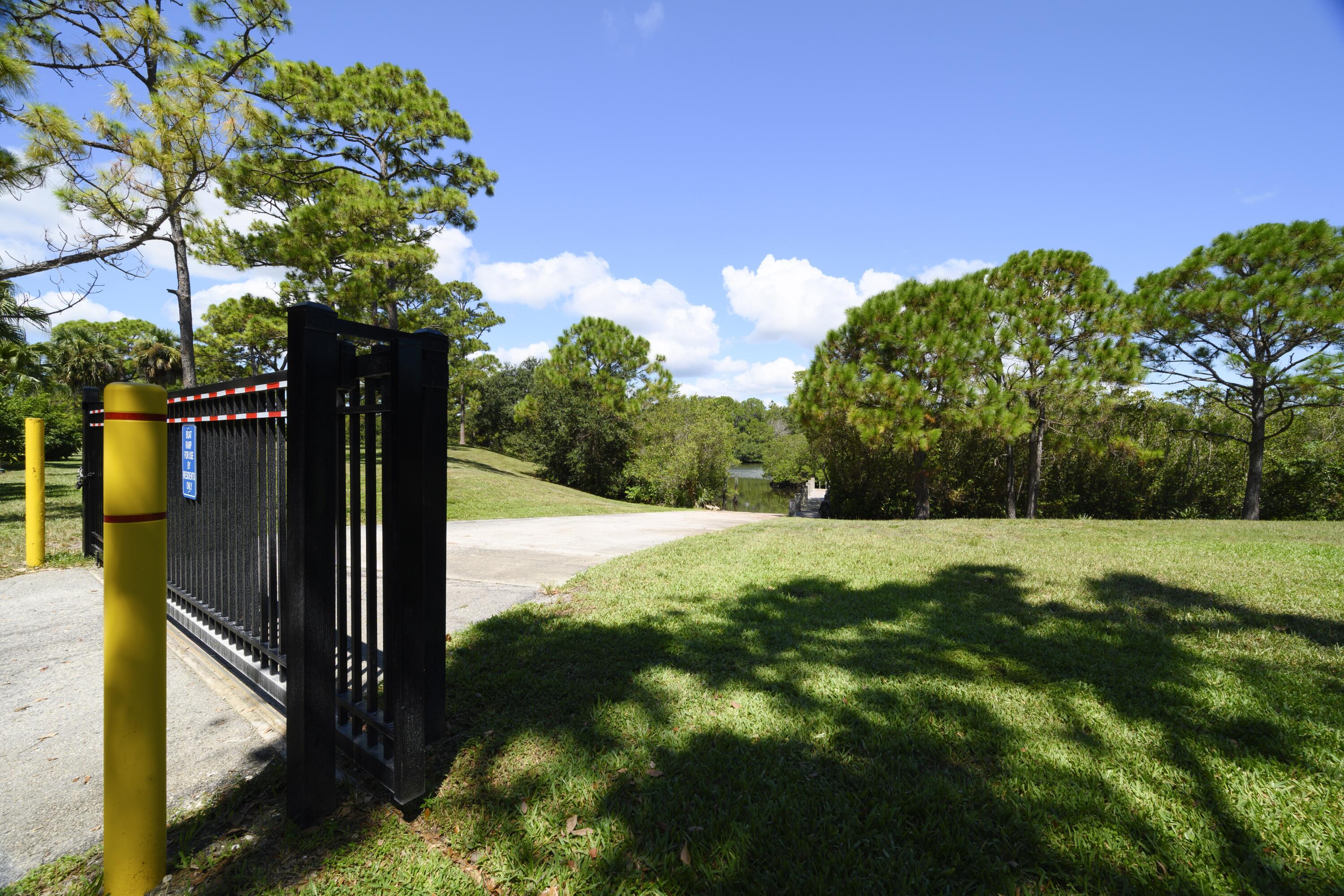 6375 Riverwalk Lane, Unit 4 Jupiter, FL 33458 - Photo 29 of 37 6375 Riverwalk Lane 4 Jupiter, FL 33458