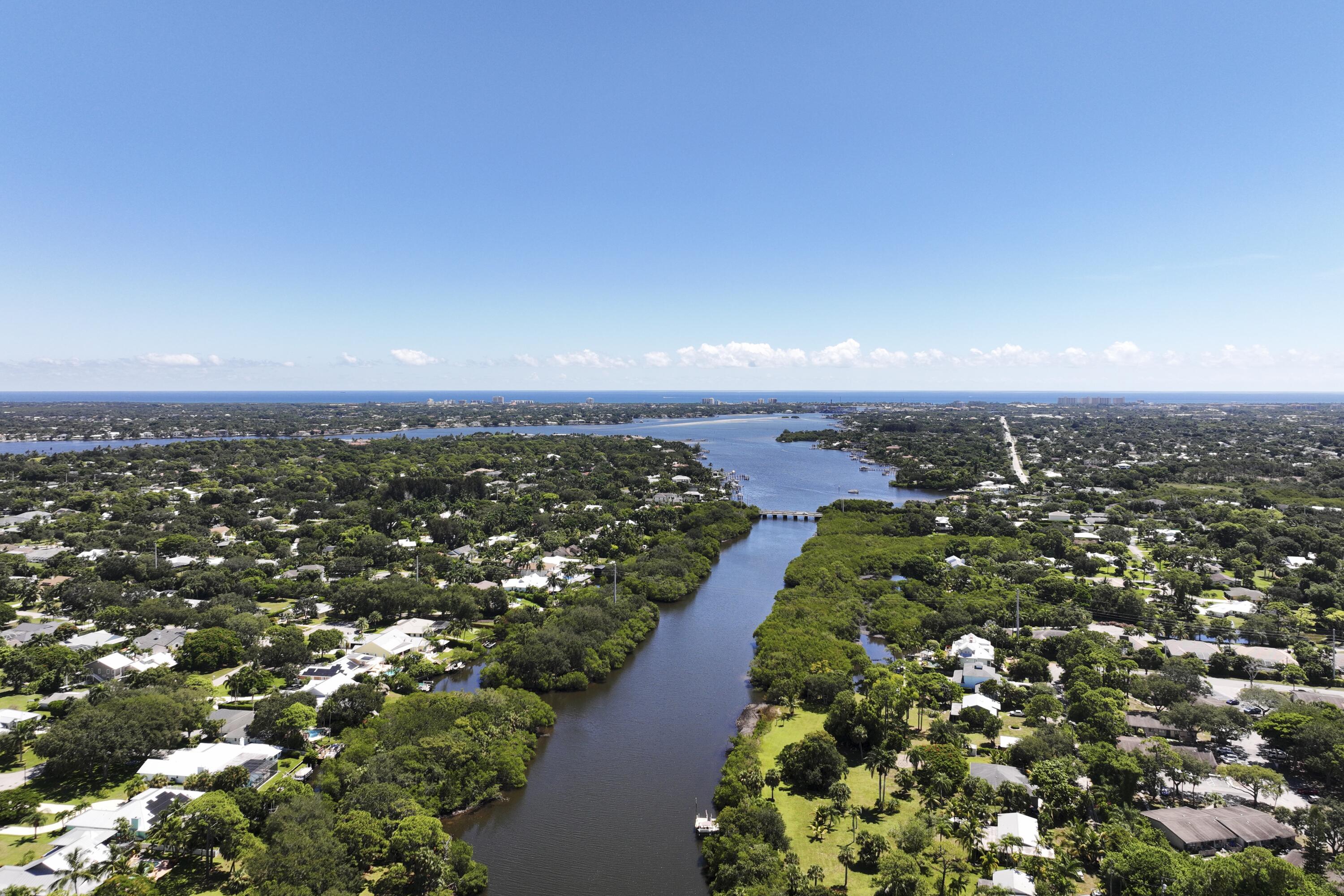 6375 Riverwalk Lane, Unit 4 Jupiter, FL 33458 - Photo 34 of 37 6375 Riverwalk Lane 4 Jupiter, FL 33458