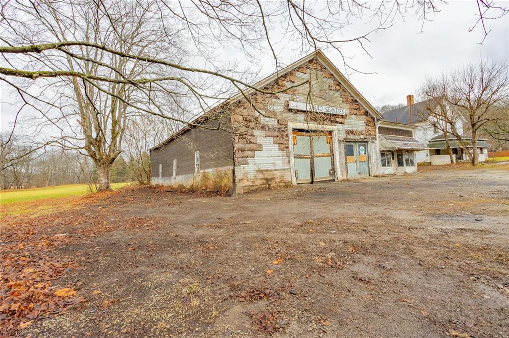 260 Indiana Road Creekside, PA 15732 - Photo 4 of 25 Gallery Image 4
