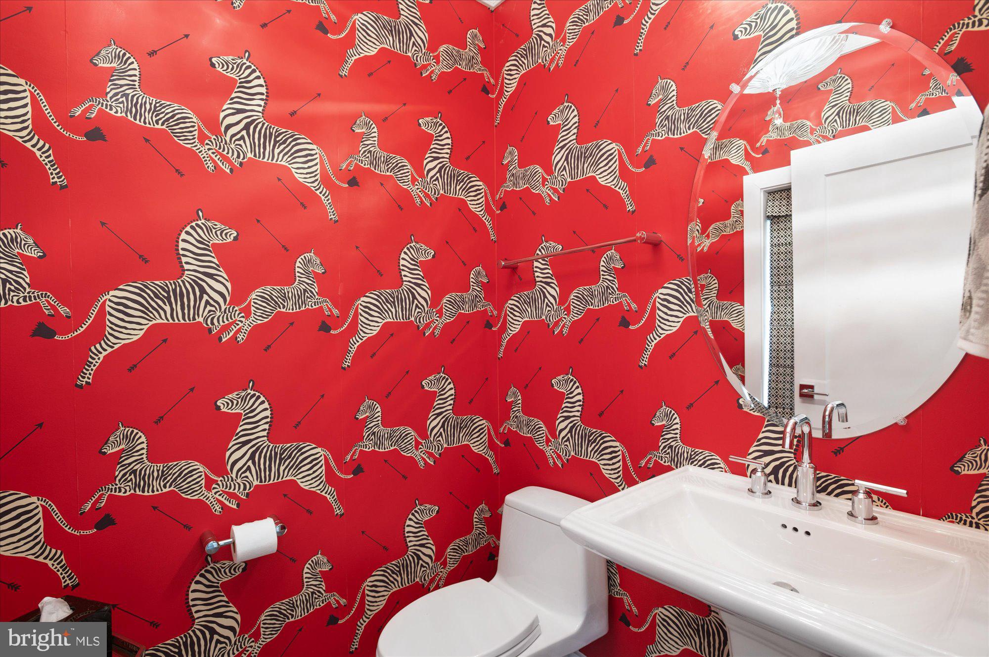 8165 River Road Bethesda, MD 20817 - Photo 7 of 46 Powder room lower level