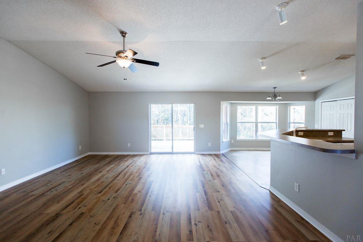 2213 Liberty Loop Road Cantonment, FL 32533 - Photo 3 of 29 Gallery Image 3