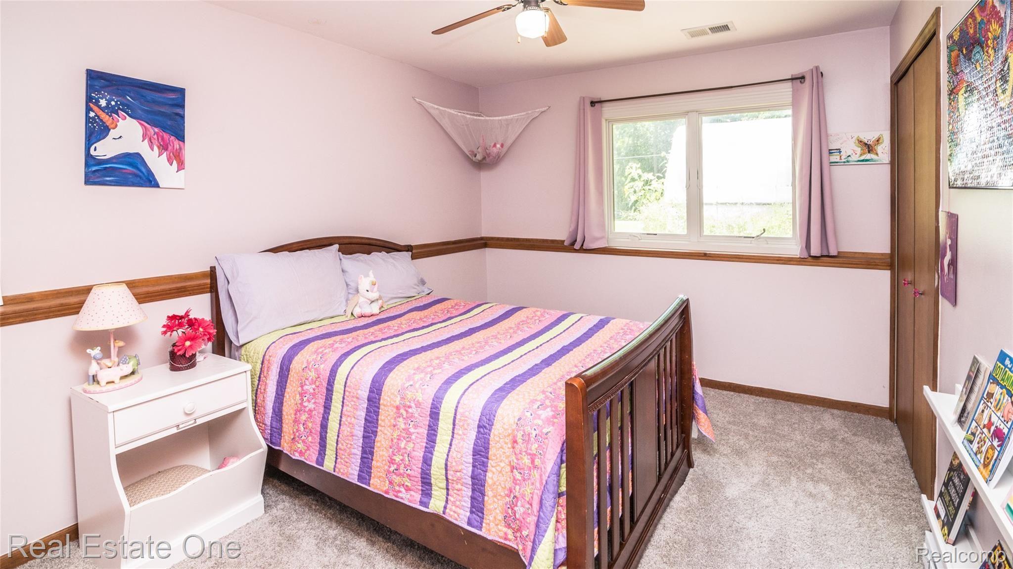 13665 Hibner Road Hartland, MI 48353 - Photo 28 of 60 BEDROOM 1.jpg