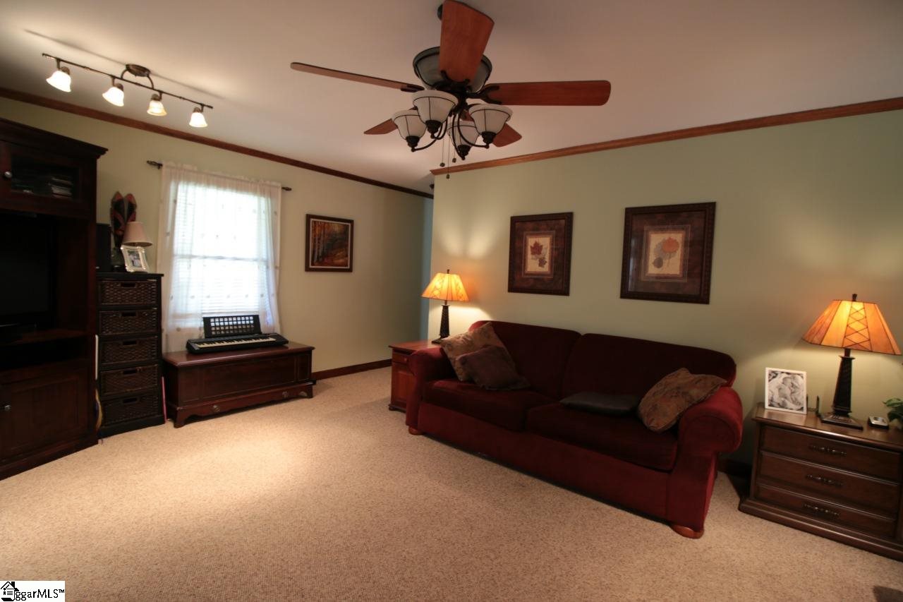 139 Cove Road Clinton, SC 29325 - Photo 7 of 17 Gallery Image 7