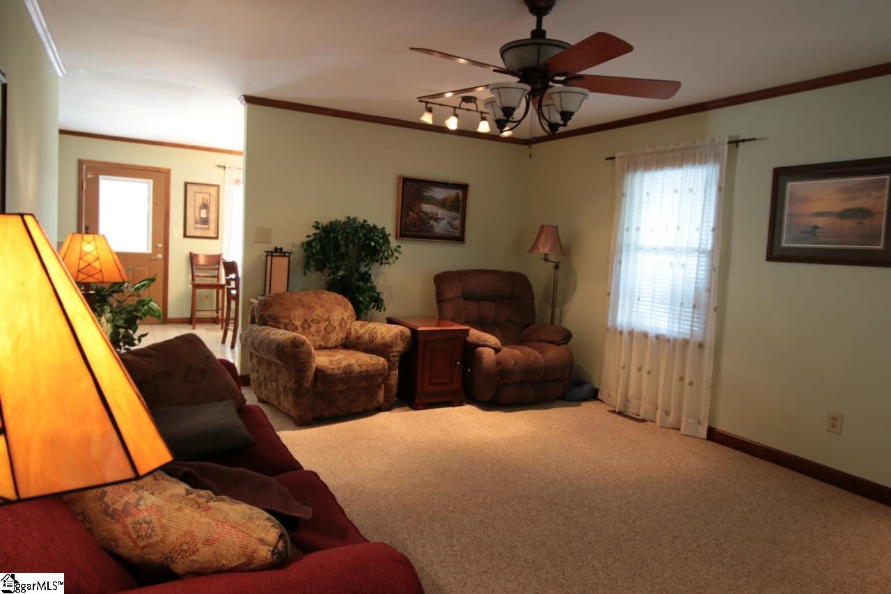 139 Cove Road Clinton, SC 29325 - Photo 8 of 17 Gallery Image 8