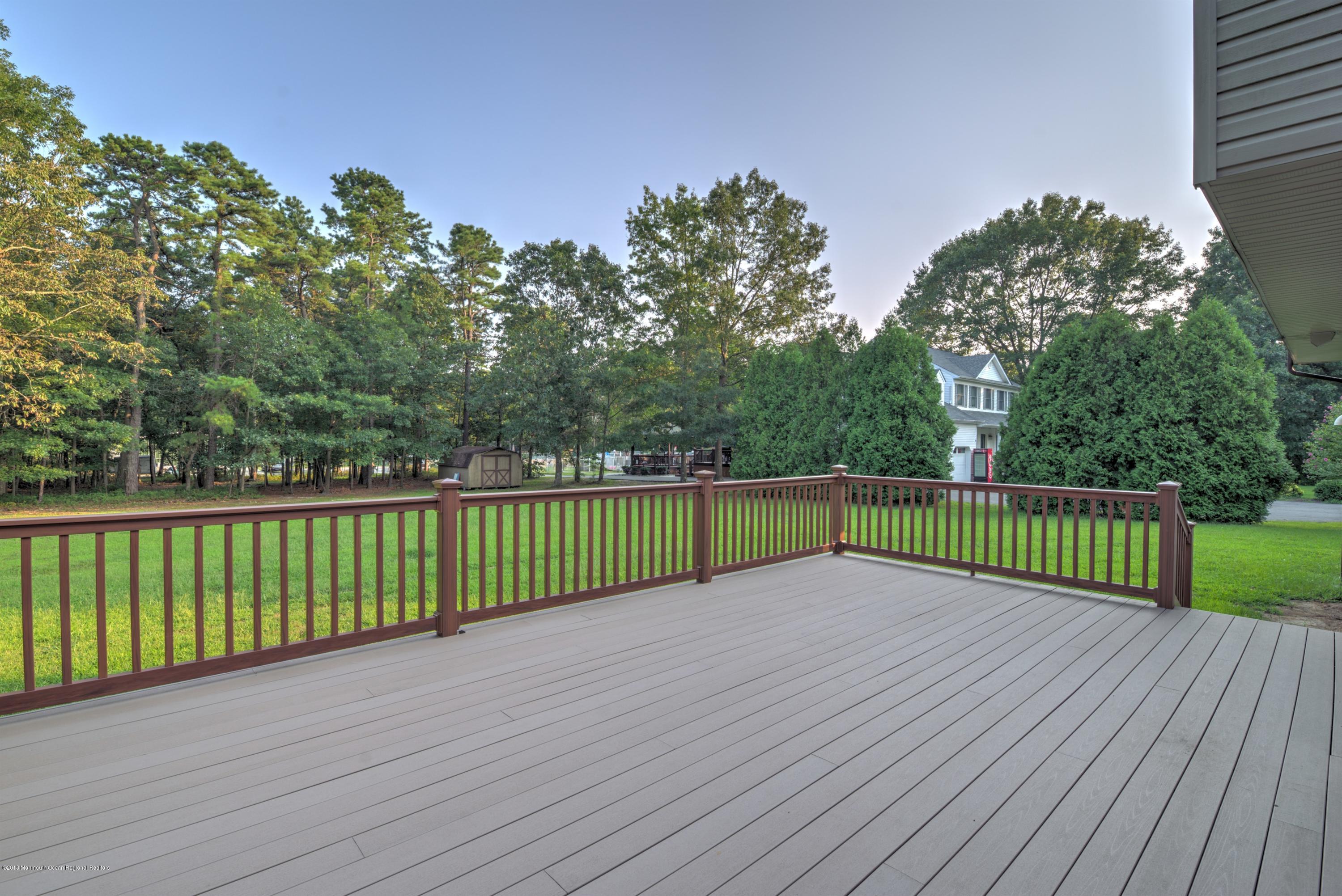 635 Jackson Mills Road Jackson, NJ 08527 - Photo 25 of 27 026_DECK