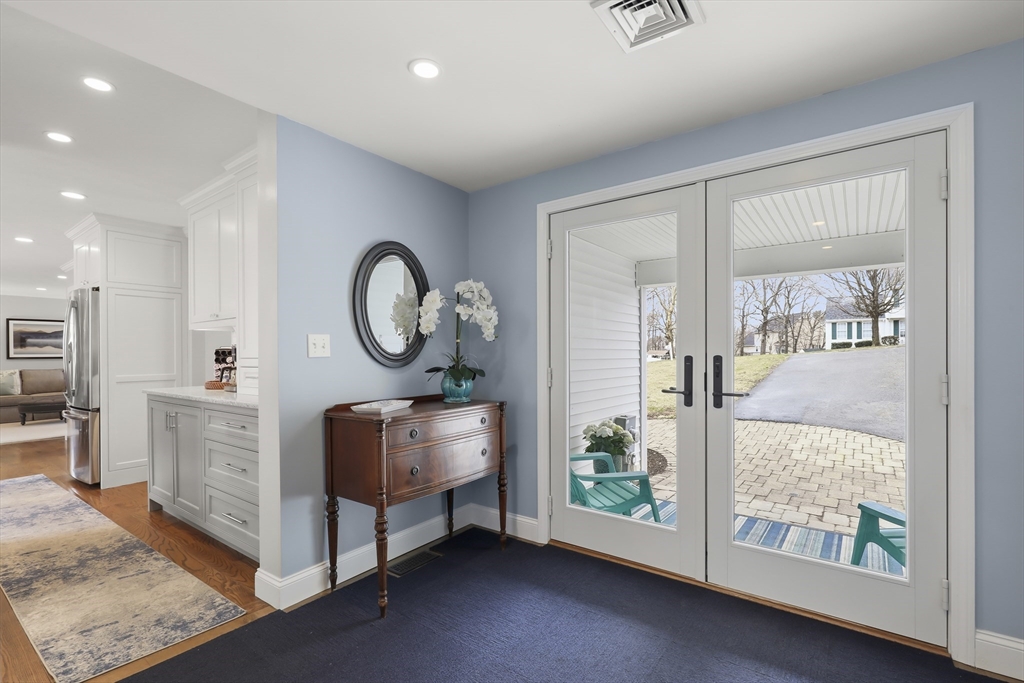 35 Padden Road Franklin, MA 02038 - Photo 15 of 41 Gallery Image 15