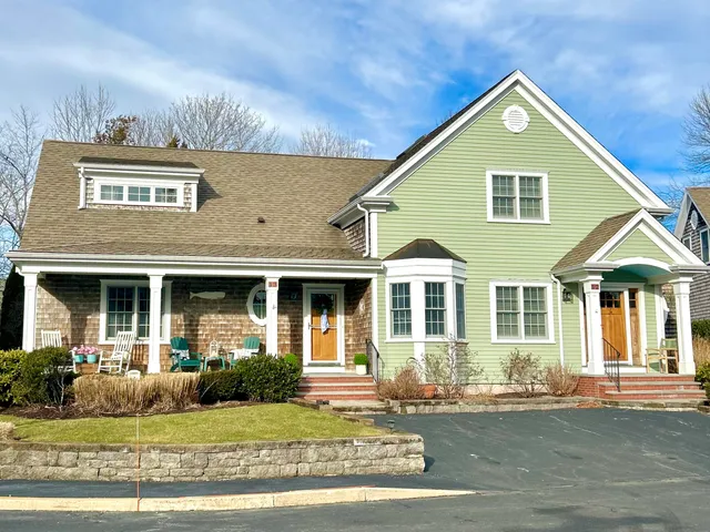 $1,100,000 | 480 Main Street, Unit 13, Falmouth, MA 02540