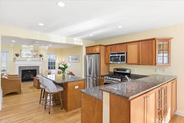 $1,049,000 | 480 Main Street, Unit 13, Falmouth, MA 02540