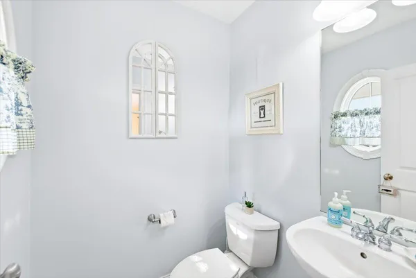 $1,049,000 | 480 Main Street, Unit 13, Falmouth, MA 02540
