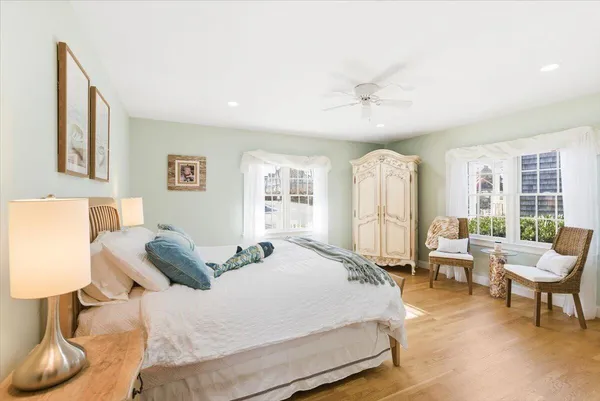 $1,049,000 | 480 Main Street, Unit 13, Falmouth, MA 02540