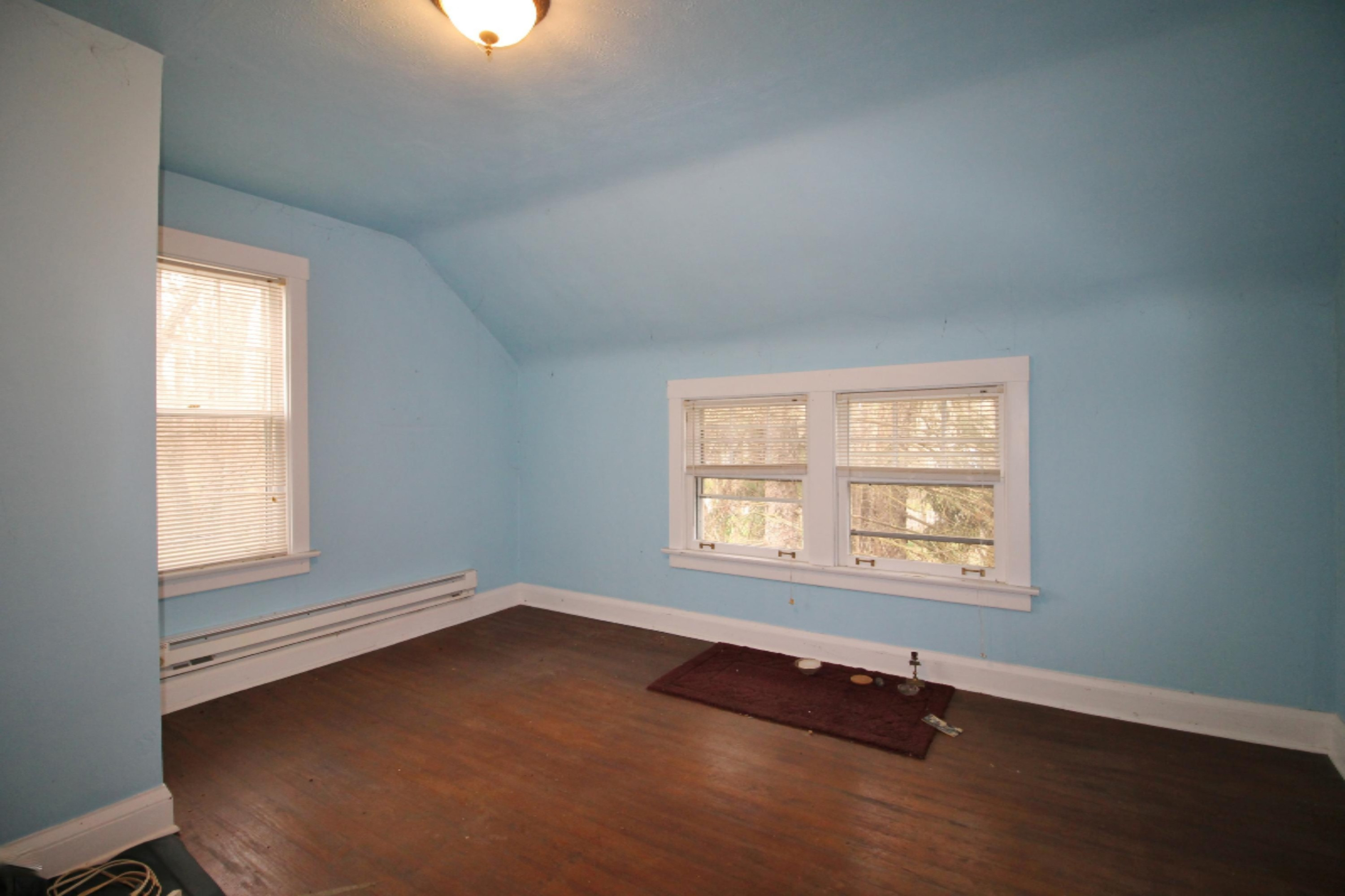 13844 Log Cabin Road Three Oaks, MI 49128 - Photo 16 of 21 Upstairs bedroom