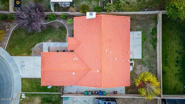 $464,999 | 44115 Hunter Court, Lancaster, CA 93536