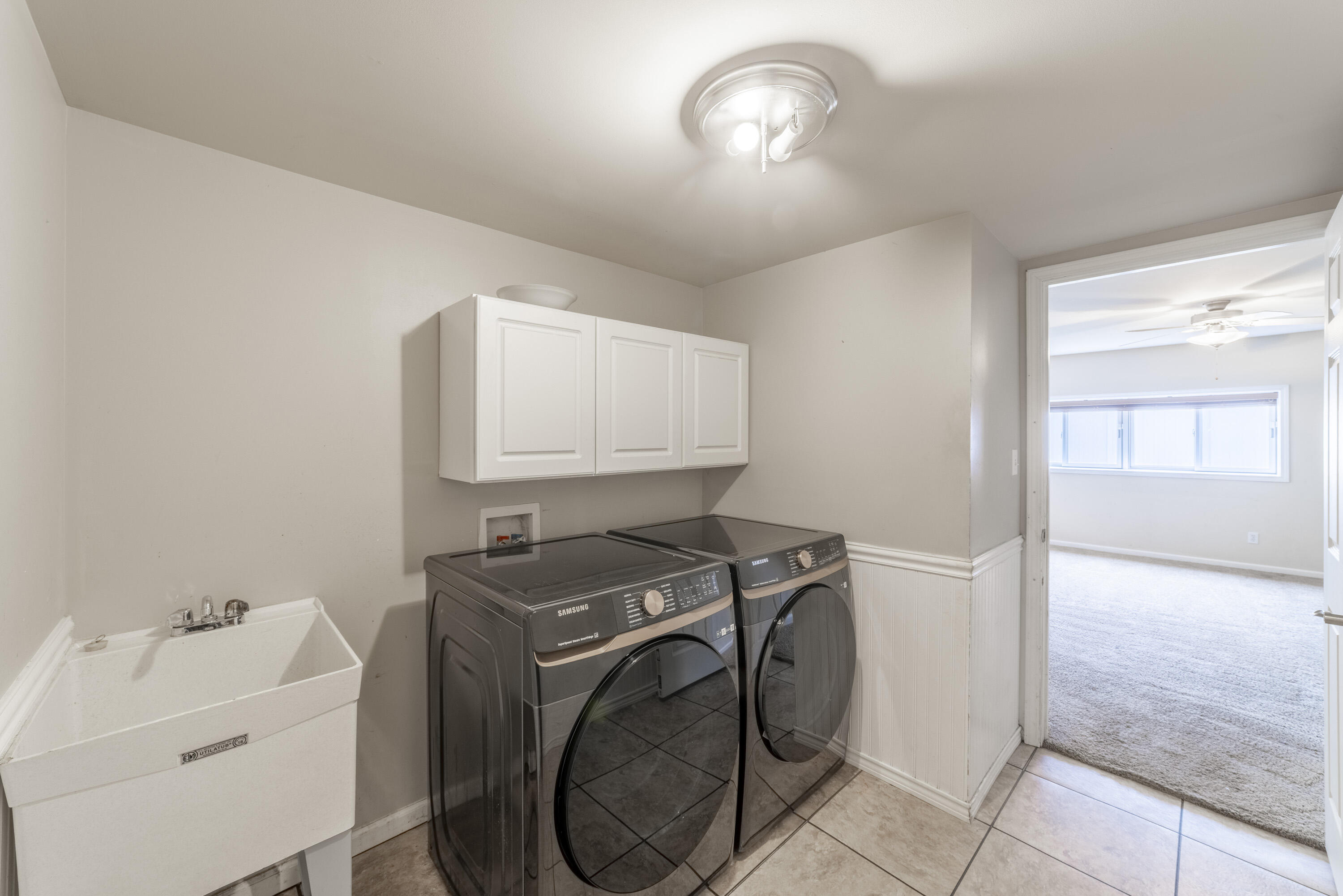 12719 Wheeler Street Cedar Lake, IN 46303 - Photo 30 of 48 a utility room with dryer and washer