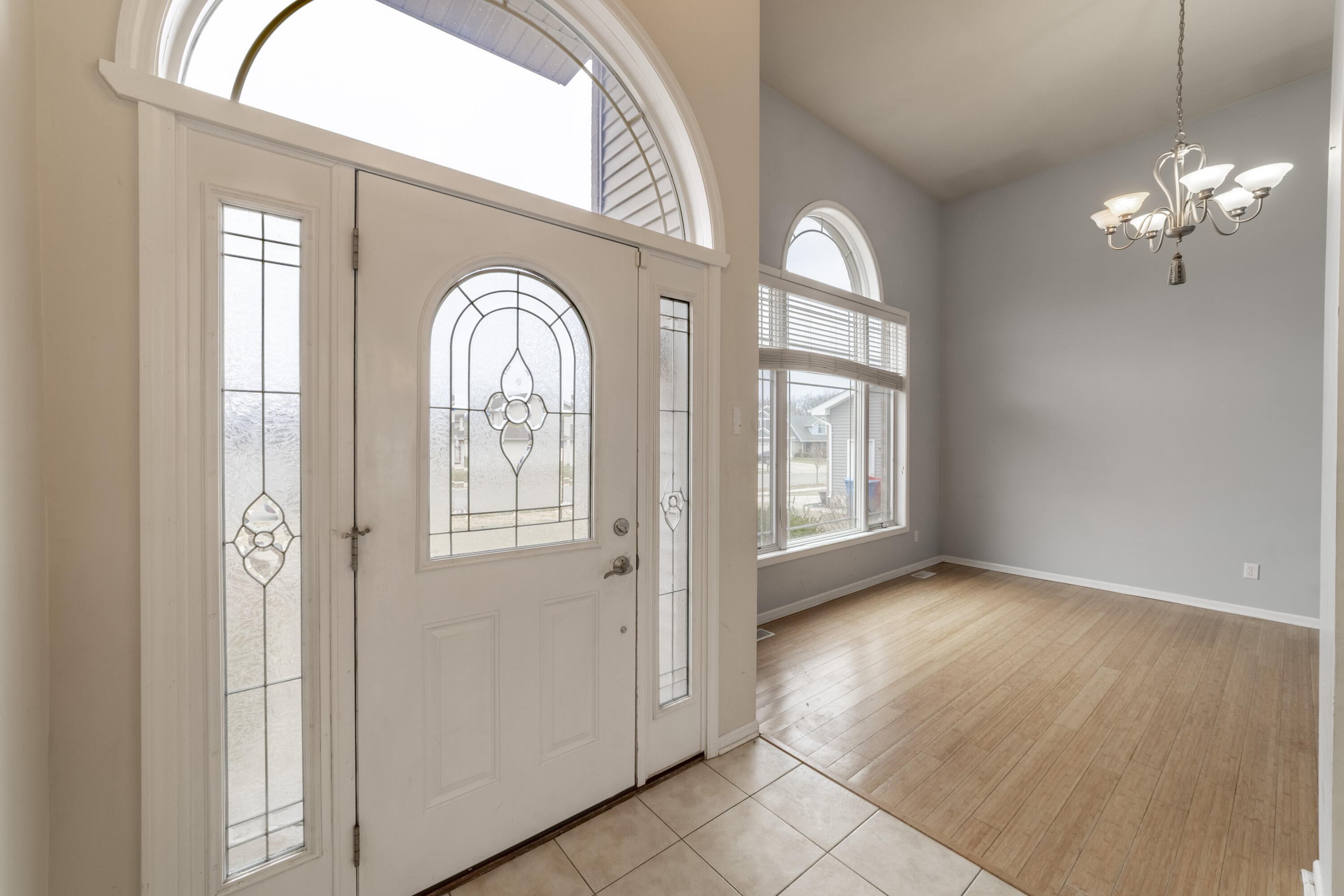 12719 Wheeler Street Cedar Lake, IN 46303 - Photo 5 of 48 a view of a livingroom with windows