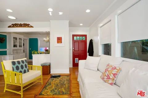 $1,700,000 | 619 Milwood Avenue, Venice, CA 90291